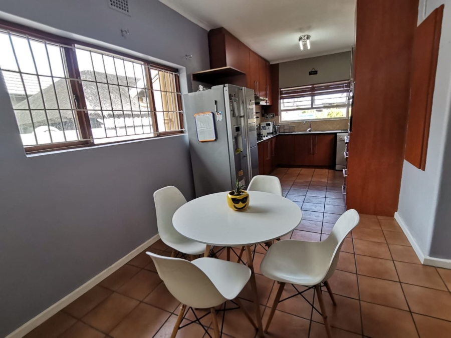 4 Bedroom Property for Sale in Thornton Western Cape